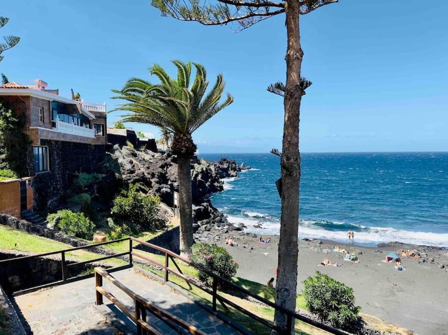 Beachfront Villa And Pool Puerto de Santiago  Exteriör bild