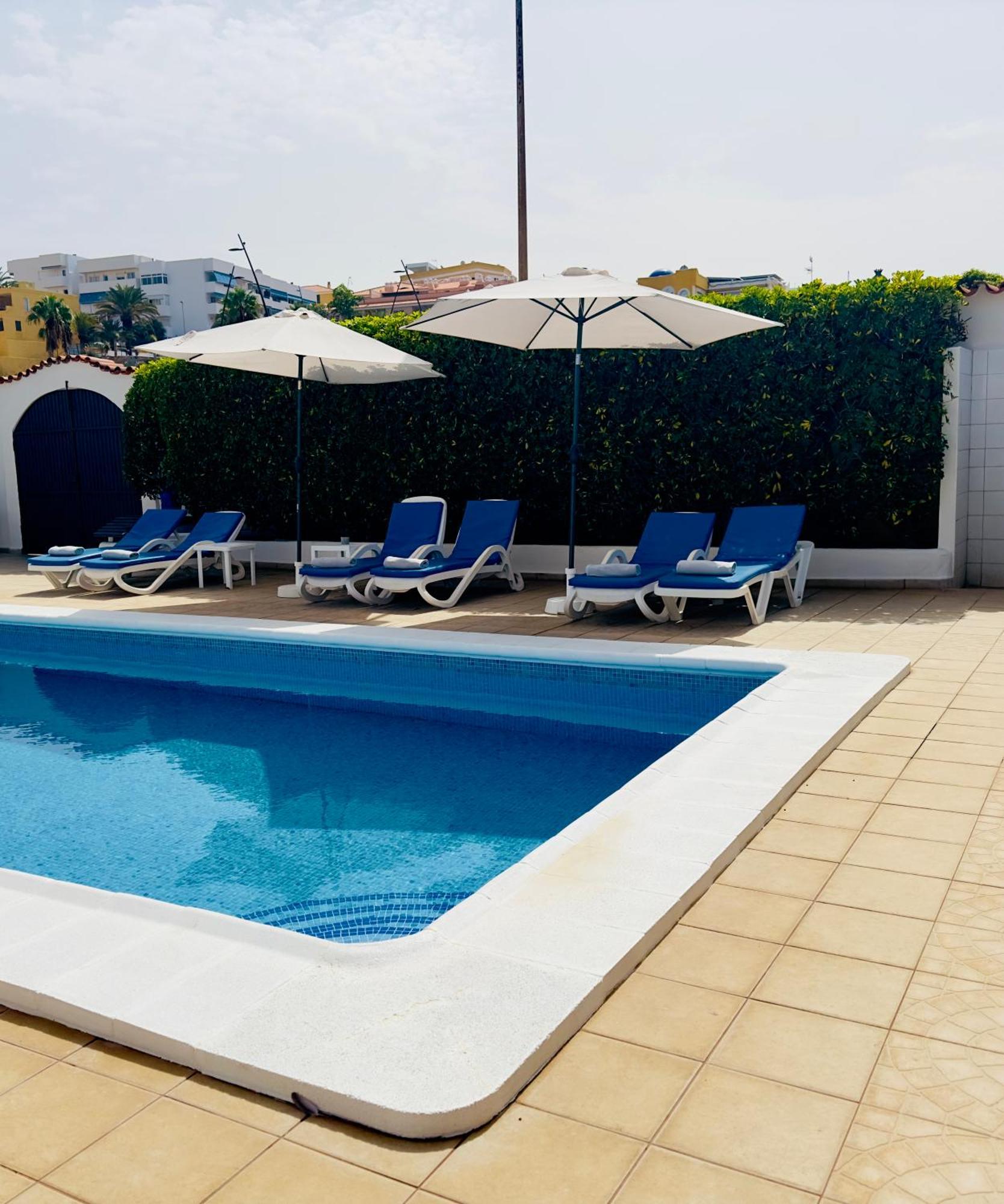 Beachfront Villa And Pool Puerto de Santiago  Exteriör bild